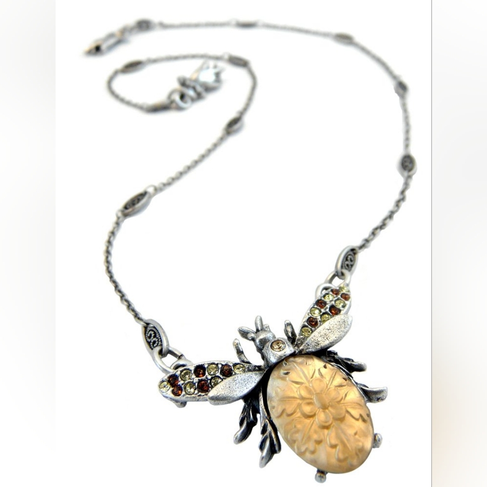 Vintage Rare Mary De Marco Artisan Crafted Queen Bee Necklace!